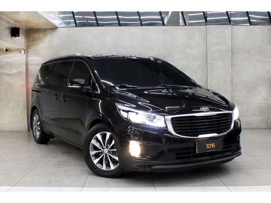 KIA-CARNIVAL-2016