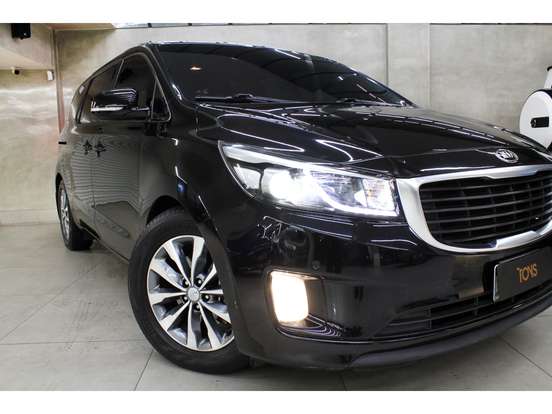 KIA-CARNIVAL-2016