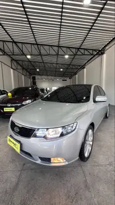 KIA-CERATO-2012