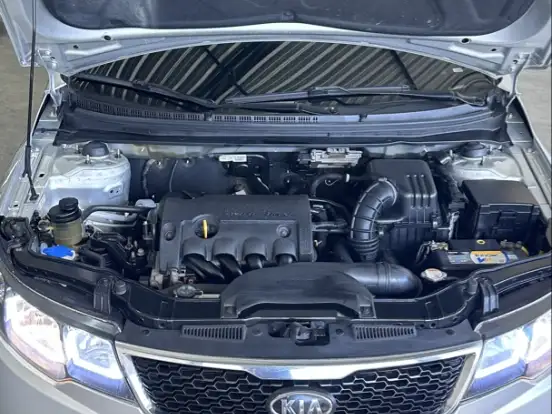 KIA-CERATO-1.6 SX3 16V GASOLINA 4P AUTOMÁTICO KIA-CERATO-2012