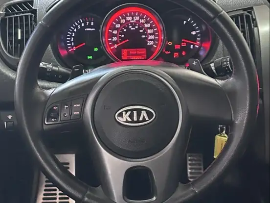 KIA-CERATO-1.6 SX3 16V GASOLINA 4P AUTOMÁTICO KIA-CERATO-2012