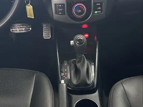 KIA-CERATO-1.6 SX3 16V GASOLINA 4P AUTOMÁTICO KIA-CERATO-2012