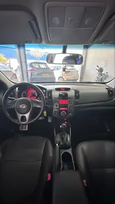 KIA-CERATO-2012