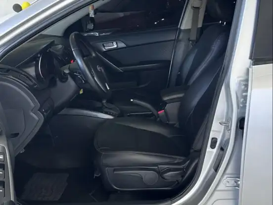 KIA-CERATO-1.6 SX3 16V GASOLINA 4P AUTOMÁTICO KIA-CERATO-2012