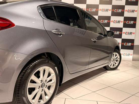 KIA-CERATO-2017