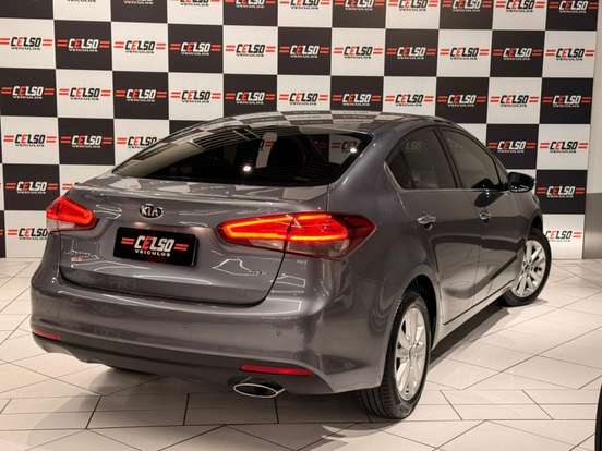 KIA-CERATO-1.6 SX 16V FLEX 4P AUTOMÁTICO KIA-CERATO-2017