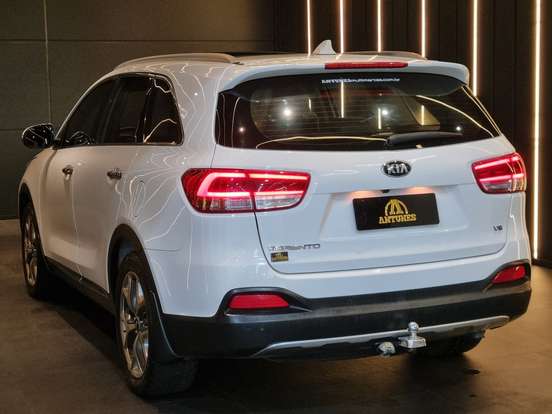KIA-SORENTO-3.3 V6 GASOLINA EX 7L AUTOMATICO KIA-SORENTO-2017