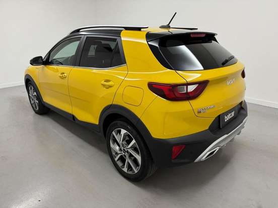 KIA-STONIC-2021