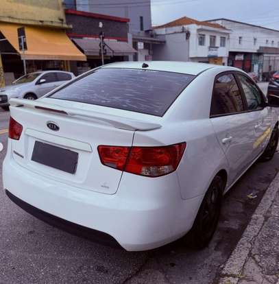KIA-CERATO-2010