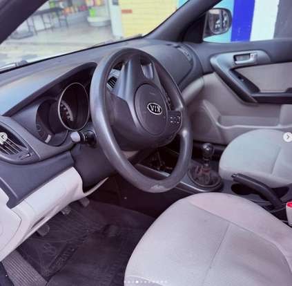 KIA-CERATO-2010