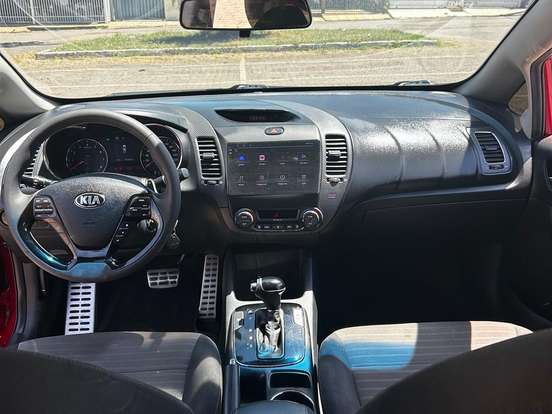 KIA-CERATO-1.6 SX 16V FLEX 4P AUTOMÁTICO KIA-CERATO-2017