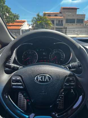 KIA-CERATO-1.6 SX 16V FLEX 4P AUTOMÁTICO KIA-CERATO-2017