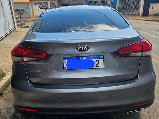 KIA-CERATO-1.6 SX 16V FLEX 4P AUTOMÁTICO KIA-CERATO-2016