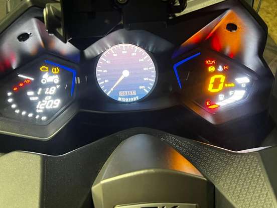 KYMCO-AK 550i KYMCO-AK 550i-2022