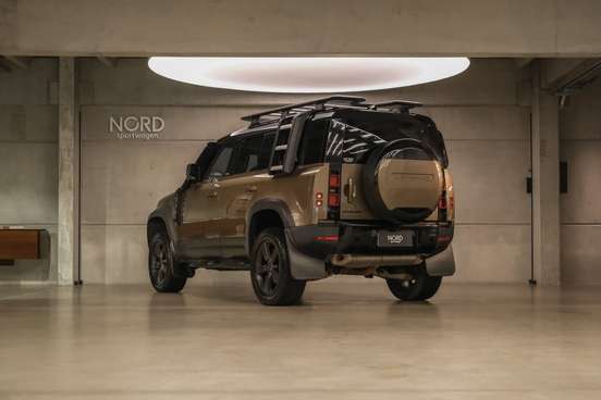 LAND ROVER-DEFENDER-2.0 P300 GASOLINA 110 ONÇAFARI AWD AUTOMÁTICO LAND ROVER-DEFENDER-2021