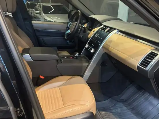 LAND ROVER-DISCOVERY-3.0 D300 TURBO DIESEL MHEV METROPOLITAN EDITION AUTOMÁTICO LAND ROVER-DISCOVERY-2024