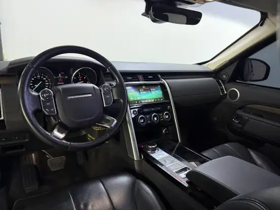 LAND ROVER-DISCOVERY-3.0 V6 TD6 DIESEL HSE 4WD AUTOMÁTICO LAND ROVER-DISCOVERY-2017