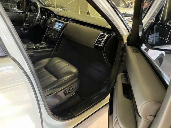 LAND ROVER-DISCOVERY-2017