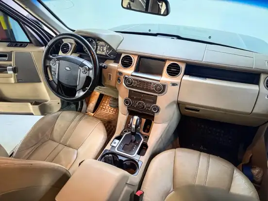 LAND ROVER-DISCOVERY 4-3.0 SE 4X4 V6 24V BI-TURBO DIESEL 4P AUTOMÁTICO LAND ROVER-DISCOVERY 4-2010