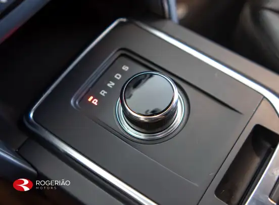 LAND ROVER-DISCOVERY SPORT-2018