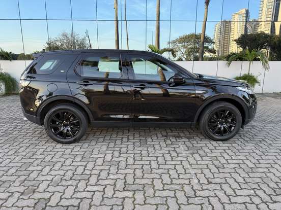 LAND ROVER-DISCOVERY SPORT-2017