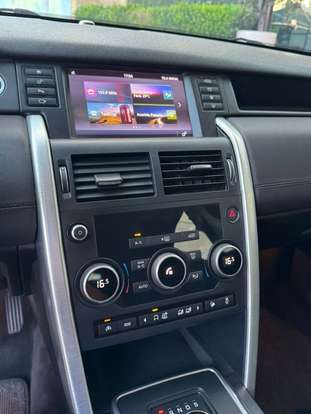 LAND ROVER-DISCOVERY SPORT-2017