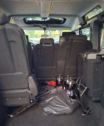 LAND ROVER-DEFENDER-2011