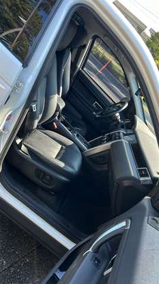 LAND ROVER-DISCOVERY SPORT-2017
