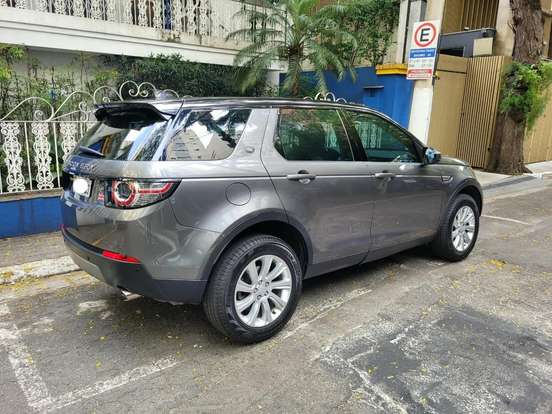 LAND ROVER-DISCOVERY SPORT-2017