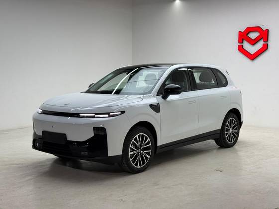 LEAPMOTOR B10 56,2 KW BEV