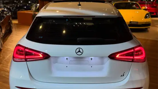 MERCEDES-BENZ-A 250-2019