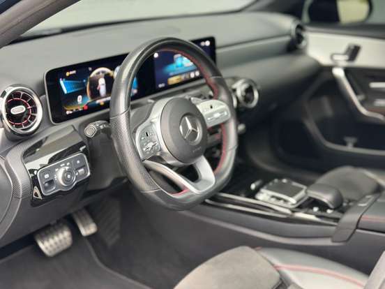 MERCEDES-BENZ-A 35 AMG-2.0 CGI GASOLINA LAUNCH EDITION 4MATIC 7G-DCT MERCEDES-BENZ-A 35 AMG-2019