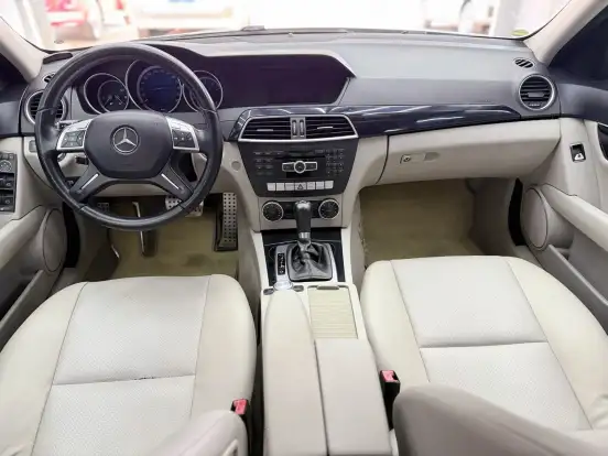 MERCEDES-BENZ-C 180-2014