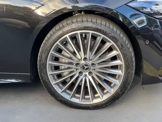 MERCEDES-BENZ-C 200-2025
