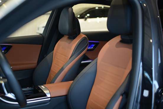 MERCEDES-BENZ-C 200-2023