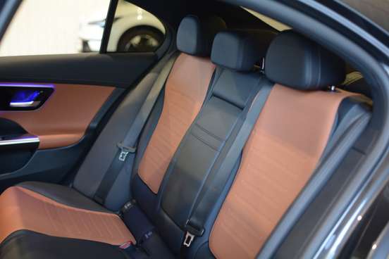 MERCEDES-BENZ-C 200-2023