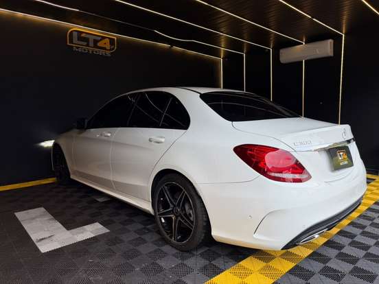 MERCEDES-BENZ-C 300-2018