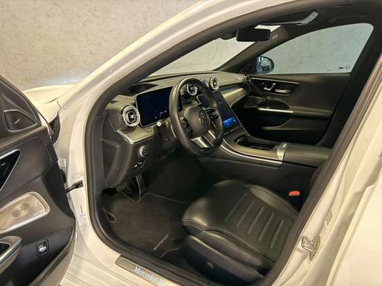 MERCEDES-BENZ-C 300-2024