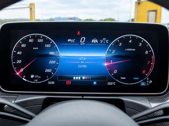 MERCEDES-BENZ-C 300-2.0 EQ BOOST HÍBRIDO AMG LINE 9G-TRONIC MERCEDES-BENZ-C 300-2023