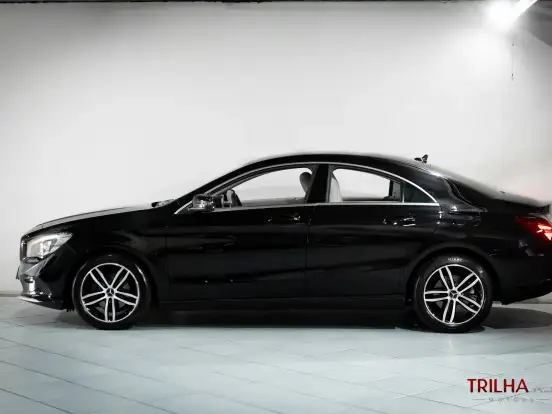 MERCEDES-BENZ-CLA 180-1.6 CGI GASOLINA 7G-DCT MERCEDES-BENZ-CLA 180-2019