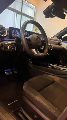 MERCEDES-BENZ-CLA 200-2025