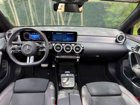 MERCEDES-BENZ-CLA 200-1.3 MHEV AMG LINE 7G-DCT MERCEDES-BENZ-CLA 200-2024