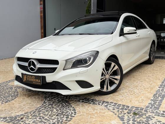 Mercedes-Benz CLA 200 1.6 Vision 16V Gasolina 4P Automático