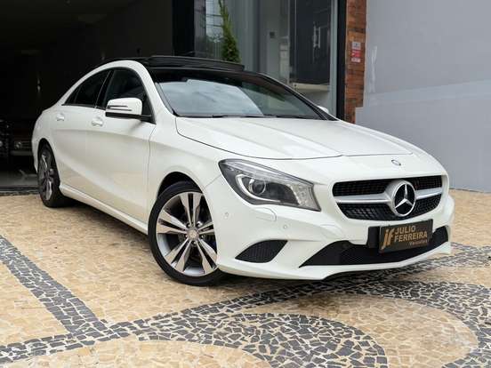 MERCEDES-BENZ-CLA 200-2015
