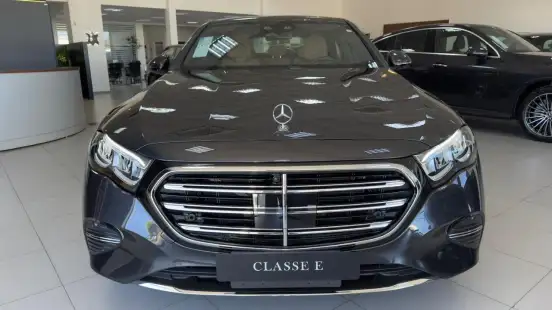 MERCEDES-BENZ-E 300-2026