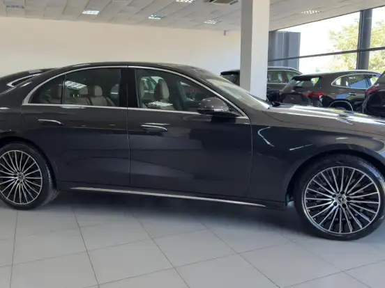 MERCEDES-BENZ-E 300-2.0 MHEV EXCLUSIVE 9G-TRONIC MERCEDES-BENZ-E 300-2026