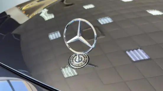 MERCEDES-BENZ-E 300-2026
