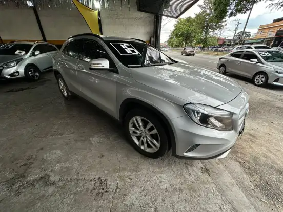 MERCEDES-BENZ-GLA 200-1.6 CGI ENDURO 16V TURBO FLEX 4P AUTOMÁTICO MERCEDES-BENZ-GLA 200-2016