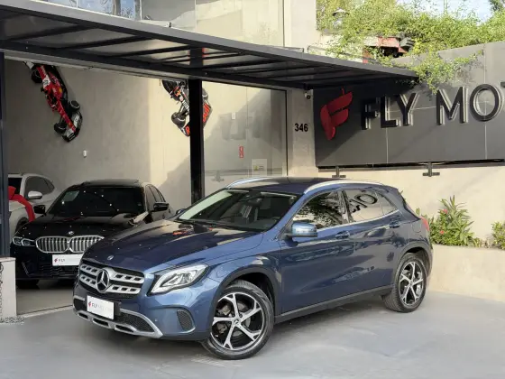 Mercedes-Benz GLA 200 1.6 CGI Flex Advance 7G-DCT