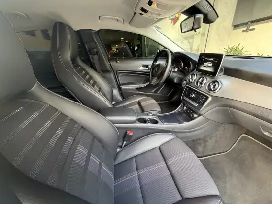 MERCEDES-BENZ-GLA 200-1.6 CGI FLEX ADVANCE 7G-DCT MERCEDES-BENZ-GLA 200-2019